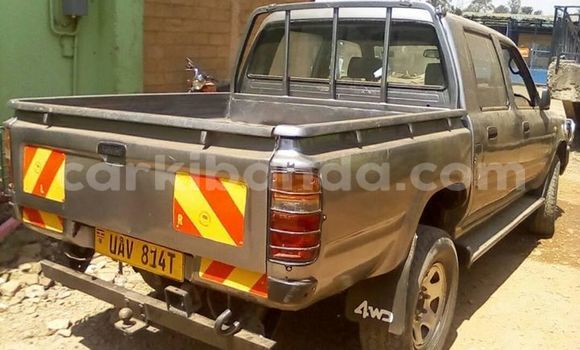 Gura Yakoze Toyota Hilux Other Imodoka i Kampala mu Uganda Gura Yakoze Toyota Hilux Other Imodoka i Kampala mu Uganda