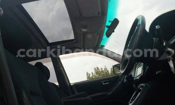 Gura Yakoze Toyota Kluger Black Imodoka i Kampala mu Uganda Gura Yakoze Toyota Kluger Black Imodoka i Kampala mu Uganda