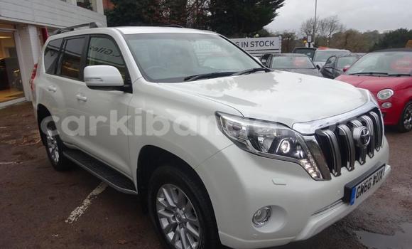Buy Used Toyota Land Cruiser White Car in Kampala in Uganda Buy Used Toyota Land Cruiser White Car in Kampala in Uganda