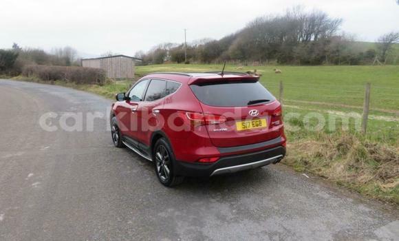 Buy Used Hyundai Santa Fe Beige Car in Kampala in Uganda Buy Used Hyundai Santa Fe Beige Car in Kampala in Uganda