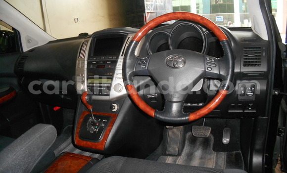 Buy Used Toyota Harrier Black Car in Kampala in Uganda Buy Used Toyota Harrier Black Car in Kampala in Uganda