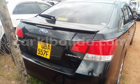 Nunua Mpya Subaru Legacy Nyeusi Gari ndani ya Kampala nchini Uganda Nunua Mpya Subaru Legacy Nyeusi Gari ndani ya Kampala nchini Uganda