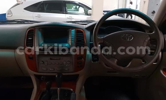 Buy Used Toyota Land Cruiser Green Car in Kampala in Uganda Buy Used Toyota Land Cruiser Green Car in Kampala in Uganda