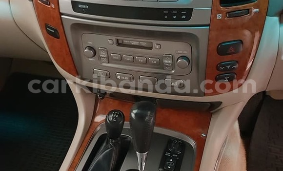 Buy Used Toyota Land Cruiser Green Car in Kampala in Uganda Buy Used Toyota Land Cruiser Green Car in Kampala in Uganda