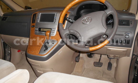Buy Used Toyota Alphard Beige Car in Kampala in Uganda Buy Used Toyota Alphard Beige Car in Kampala in Uganda