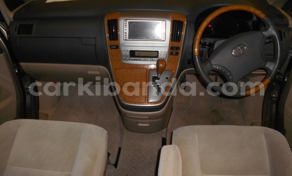 Buy Used Toyota Alphard Beige Car in Kampala in Uganda Buy Used Toyota Alphard Beige Car in Kampala in Uganda
