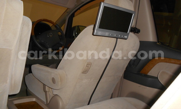 Buy Used Toyota Alphard Beige Car in Kampala in Uganda Buy Used Toyota Alphard Beige Car in Kampala in Uganda