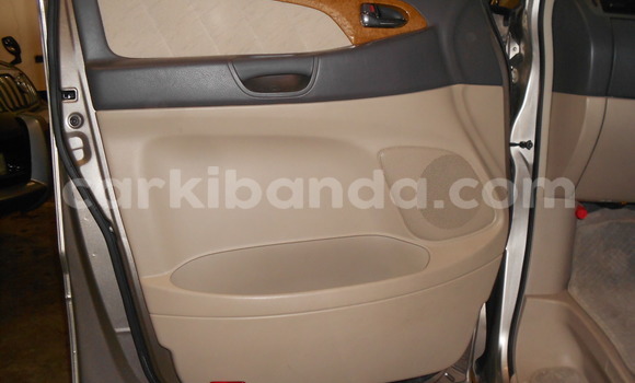 Buy Used Toyota Alphard Beige Car in Kampala in Uganda Buy Used Toyota Alphard Beige Car in Kampala in Uganda