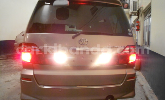 Buy Used Toyota Alphard Beige Car in Kampala in Uganda Buy Used Toyota Alphard Beige Car in Kampala in Uganda