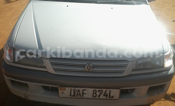 Nunua Ilio tumika Toyota Premio Nyeupe Gari ndani ya Entebbe nchini Uganda Nunua Ilio tumika Toyota Premio Nyeupe Gari ndani ya Entebbe nchini Uganda