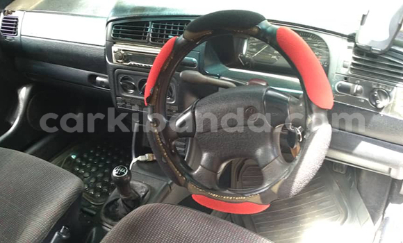 Nunua Ilio tumika Acura ILX Bluu Gari ndani ya Kampala nchini Uganda Nunua Ilio tumika Acura ILX Bluu Gari ndani ya Kampala nchini Uganda