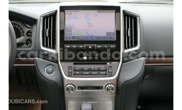 Buy Import Toyota Land Cruiser White Car in Import - Dubai in Uganda Buy Import Toyota Land Cruiser White Car in Import - Dubai in Uganda