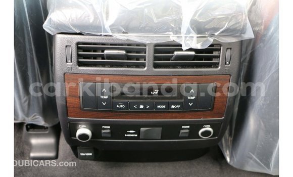 Buy Import Toyota Land Cruiser White Car in Import - Dubai in Uganda Buy Import Toyota Land Cruiser White Car in Import - Dubai in Uganda