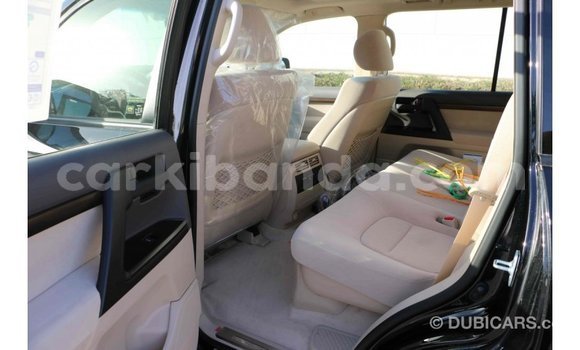 Buy Import Toyota Land Cruiser Black Car in Import - Dubai in Uganda Buy Import Toyota Land Cruiser Black Car in Import - Dubai in Uganda