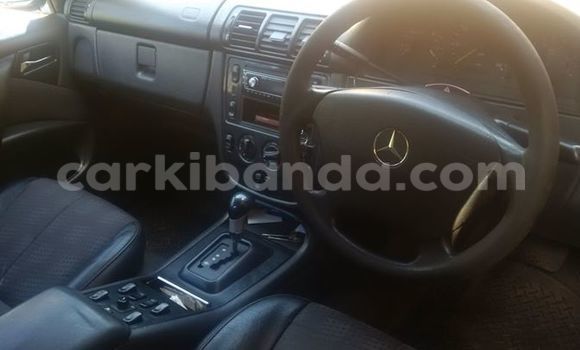 Buy Used Mercedes‒Benz 190 Black Car in Arua in Uganda Buy Used Mercedes‒Benz 190 Black Car in Arua in Uganda