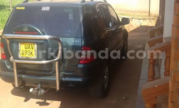 Buy Used Mercedes‒Benz 190 Black Car in Arua in Uganda Buy Used Mercedes‒Benz 190 Black Car in Arua in Uganda