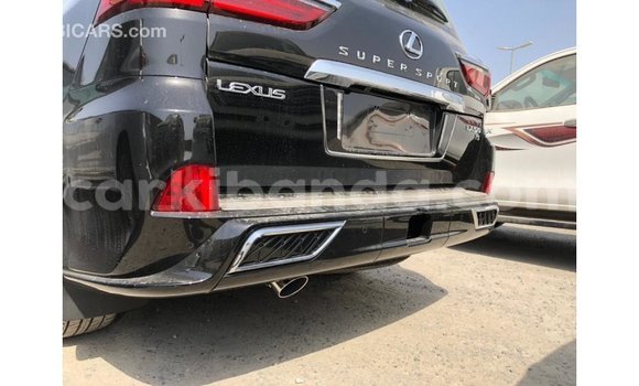 Gura Imported Lexus LX Black Imodoka i Import - Dubai mu Uganda Gura Imported Lexus LX Black Imodoka i Import - Dubai mu Uganda
