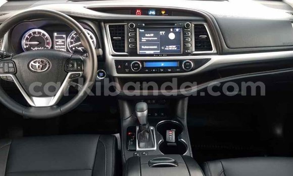 Nunua Imported Toyota Highlander Nyingine Gari ndani ya Import - Dubai nchini Uganda Nunua Imported Toyota Highlander Nyingine Gari ndani ya Import - Dubai nchini Uganda