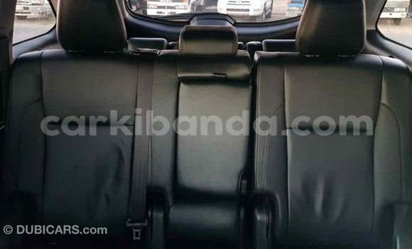 Nunua Imported Toyota Highlander Nyingine Gari ndani ya Import - Dubai nchini Uganda Nunua Imported Toyota Highlander Nyingine Gari ndani ya Import - Dubai nchini Uganda