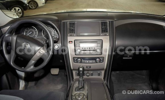 Nunua Imported Nissan Patrol Nyeupe Gari ndani ya Import - Dubai nchini Uganda Nunua Imported Nissan Patrol Nyeupe Gari ndani ya Import - Dubai nchini Uganda