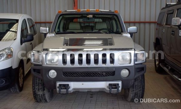 Nunua Imported Hummer H3 Nyingine Gari ndani ya Import - Dubai nchini Uganda Nunua Imported Hummer H3 Nyingine Gari ndani ya Import - Dubai nchini Uganda