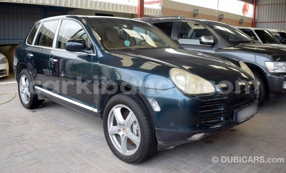 Nunua Imported Porsche Cayenne Kijani Gari ndani ya Import - Dubai nchini Uganda Nunua Imported Porsche Cayenne Kijani Gari ndani ya Import - Dubai nchini Uganda