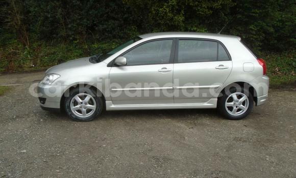 Gura Yakoze Toyota Corolla Silver Imodoka i Kampala mu Uganda Gura Yakoze Toyota Corolla Silver Imodoka i Kampala mu Uganda