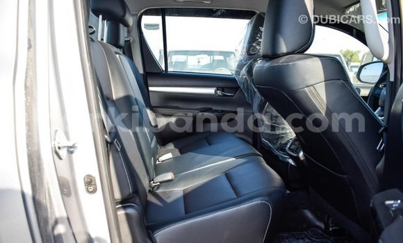 Gura Imported Toyota Hilux Other Imodoka i Import - Dubai mu Uganda Gura Imported Toyota Hilux Other Imodoka i Import - Dubai mu Uganda