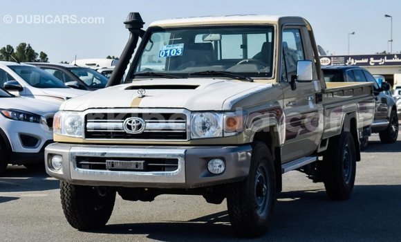 Buy Import Toyota Land Cruiser Beige Car in Import - Dubai in Uganda Buy Import Toyota Land Cruiser Beige Car in Import - Dubai in Uganda