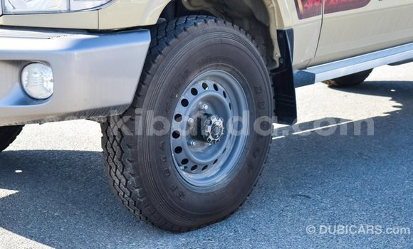 Buy Import Toyota Land Cruiser Beige Car in Import - Dubai in Uganda Buy Import Toyota Land Cruiser Beige Car in Import - Dubai in Uganda