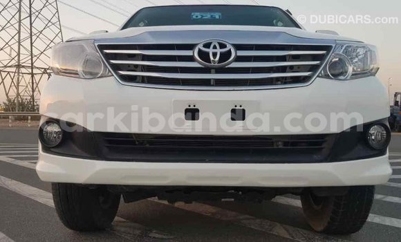 Buy Import Toyota Fortuner White Car in Import - Dubai in Uganda Buy Import Toyota Fortuner White Car in Import - Dubai in Uganda