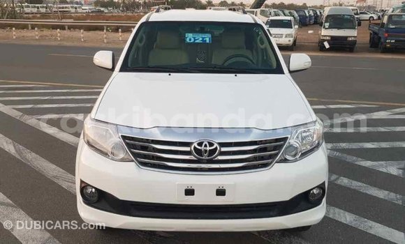 Buy Import Toyota Fortuner White Car in Import - Dubai in Uganda Buy Import Toyota Fortuner White Car in Import - Dubai in Uganda