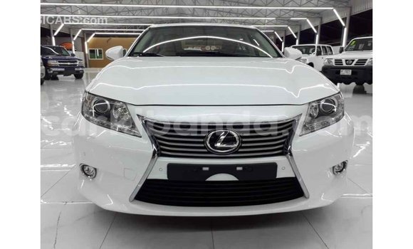 Buy Import Lexus ES White Car in Import - Dubai in Uganda Buy Import Lexus ES White Car in Import - Dubai in Uganda