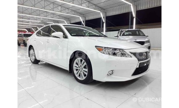 Buy Import Lexus ES White Car in Import - Dubai in Uganda Buy Import Lexus ES White Car in Import - Dubai in Uganda