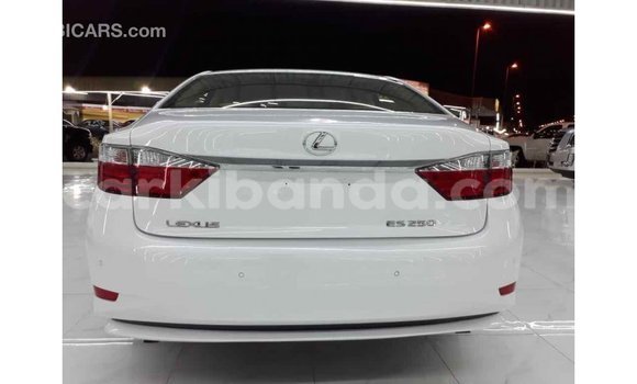 Buy Import Lexus ES White Car in Import - Dubai in Uganda Buy Import Lexus ES White Car in Import - Dubai in Uganda
