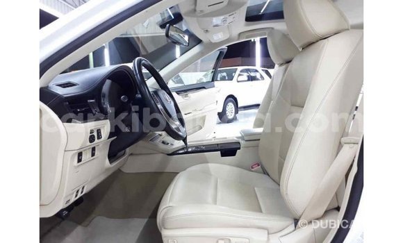 Buy Import Lexus ES White Car in Import - Dubai in Uganda Buy Import Lexus ES White Car in Import - Dubai in Uganda
