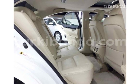Buy Import Lexus ES White Car in Import - Dubai in Uganda Buy Import Lexus ES White Car in Import - Dubai in Uganda