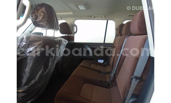 Acheter Import Voiture Toyota Land Cruiser Autre à Import - Dubai, Ouganda Acheter Import Voiture Toyota Land Cruiser Autre à Import - Dubai, Ouganda
