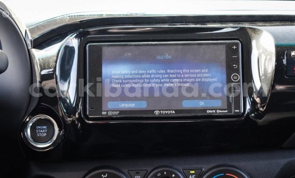 Acheter Import Voiture Toyota Hilux Autre à Import - Dubai, Ouganda Acheter Import Voiture Toyota Hilux Autre à Import - Dubai, Ouganda