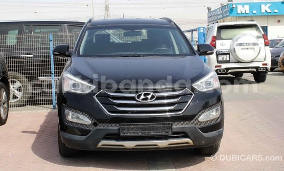 Nunua Imported Hyundai Santa Fe Nyeusi Gari ndani ya Import - Dubai nchini Uganda Nunua Imported Hyundai Santa Fe Nyeusi Gari ndani ya Import - Dubai nchini Uganda