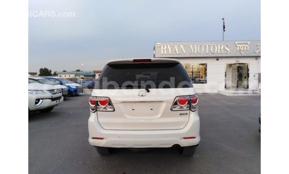 Buy Import Toyota Fortuner White Car in Import - Dubai in Uganda Buy Import Toyota Fortuner White Car in Import - Dubai in Uganda