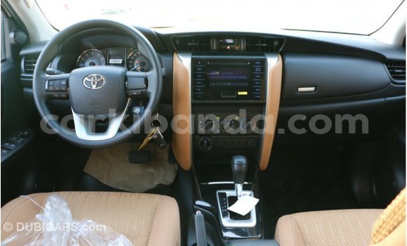 Buy Import Toyota Fortuner Black Car in Import - Dubai in Uganda Buy Import Toyota Fortuner Black Car in Import - Dubai in Uganda