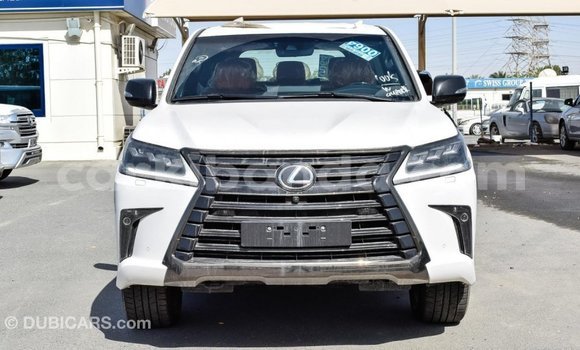Gura Imported Lexus LX White Imodoka i Import - Dubai mu Uganda Gura Imported Lexus LX White Imodoka i Import - Dubai mu Uganda