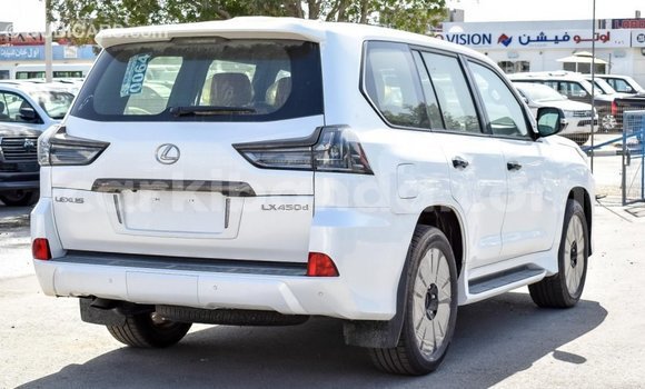 Gura Imported Lexus LX White Imodoka i Import - Dubai mu Uganda Gura Imported Lexus LX White Imodoka i Import - Dubai mu Uganda
