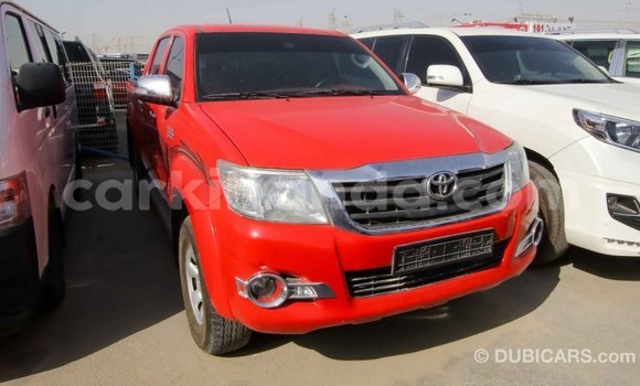 Acheter Import Voiture Toyota Hilux Rouge à Import - Dubai, Ouganda Acheter Import Voiture Toyota Hilux Rouge à Import - Dubai, Ouganda