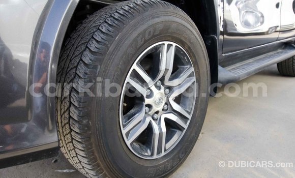 Nunua Imported Toyota Fortuner Nyingine Gari ndani ya Import - Dubai nchini Uganda Nunua Imported Toyota Fortuner Nyingine Gari ndani ya Import - Dubai nchini Uganda