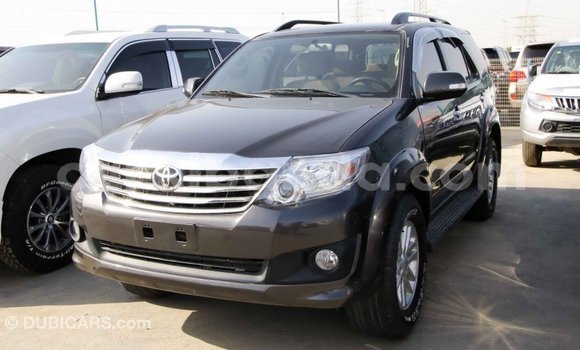 Gura Imported Toyota Fortuner Other Imodoka i Import - Dubai mu Uganda Gura Imported Toyota Fortuner Other Imodoka i Import - Dubai mu Uganda