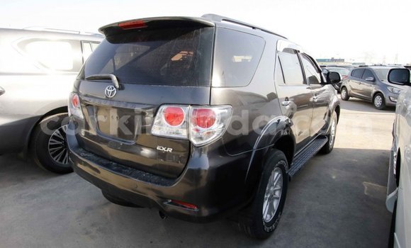 Gura Imported Toyota Fortuner Other Imodoka i Import - Dubai mu Uganda Gura Imported Toyota Fortuner Other Imodoka i Import - Dubai mu Uganda