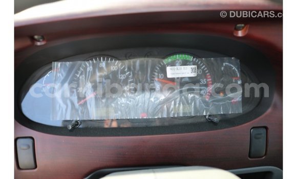 Buy Import Hyundai Chorus White Truck in Import - Dubai in Uganda