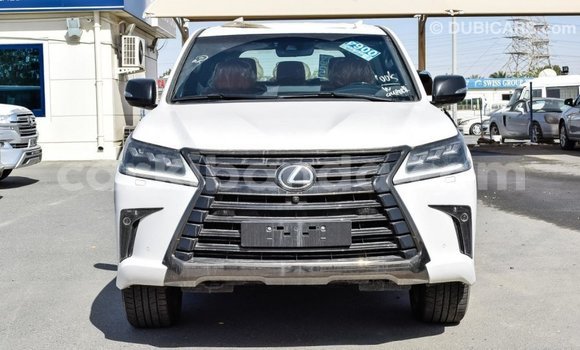 Gura Imported Lexus LX White Imodoka i Import - Dubai mu Uganda Gura Imported Lexus LX White Imodoka i Import - Dubai mu Uganda